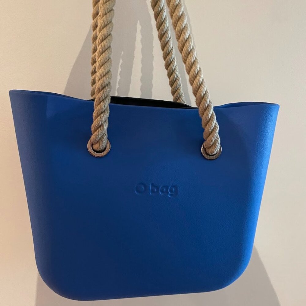 O bag mini in imperial blue